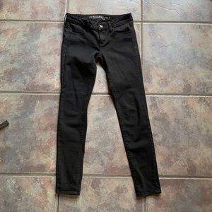 Black American Eagle Skinny Jeans